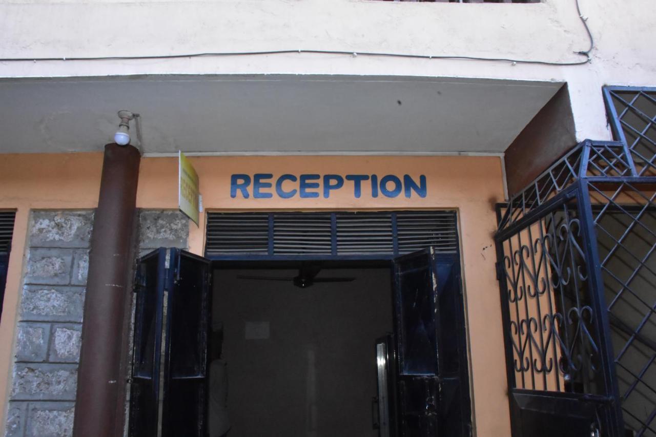 Viriko Boarding House Hotel Mombasa Exterior foto